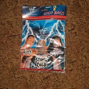 WWF 1999 8 Loot Bags with Wrestlers Brand New